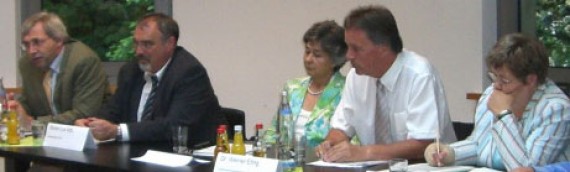 Podiumsdiskussion “Foerdern und Fordern – Pro und Kontra Einheitsschule”